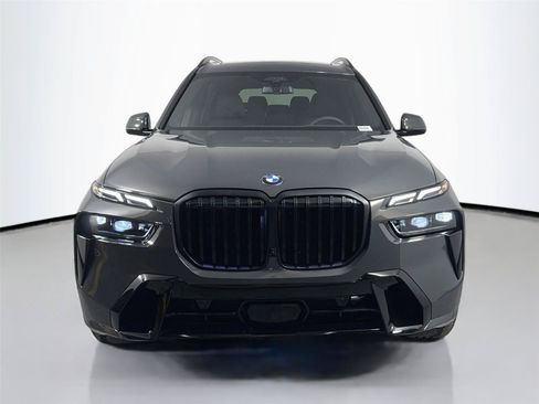 New 2027 BMW X7 xDrive40i w/ Executive Package AWD/4WD image 2