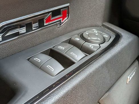 Used 2023 GMC Sierra 1500 AT4 w/ AT4 Premium Package AWD/4WD image 28