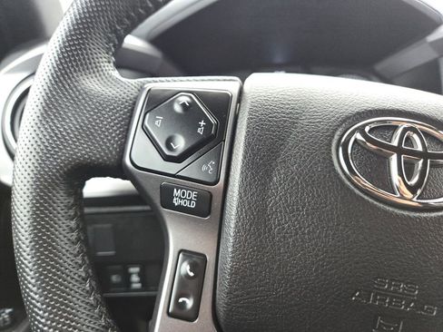 Used 2021 Toyota Tacoma TRD Off-Road w/ Technology Package image 17