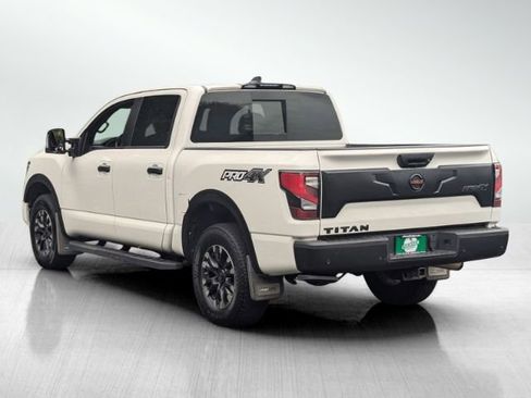 Used 2022 Nissan Titan PRO-4X w/ Pro-4x Convenience Package image 6