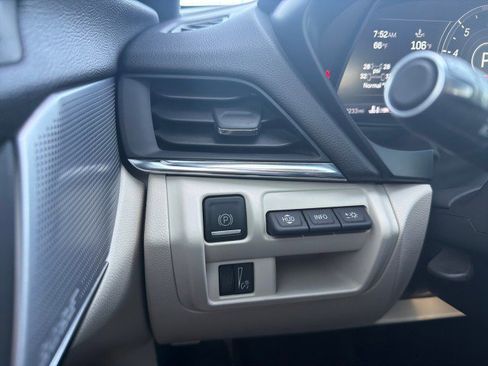 Used 2022 Cadillac CT4 Premium Luxury RWD image 6
