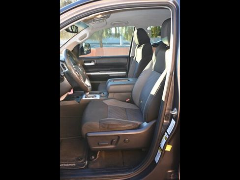 Used 2016 Toyota Tundra SR5 w/ SR5 Upgrade Package image 15