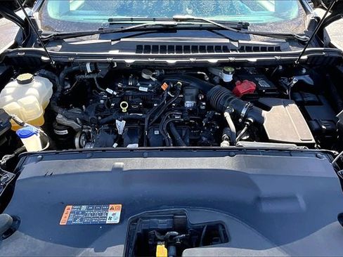 Used 2024 Ford Edge Titanium image 9