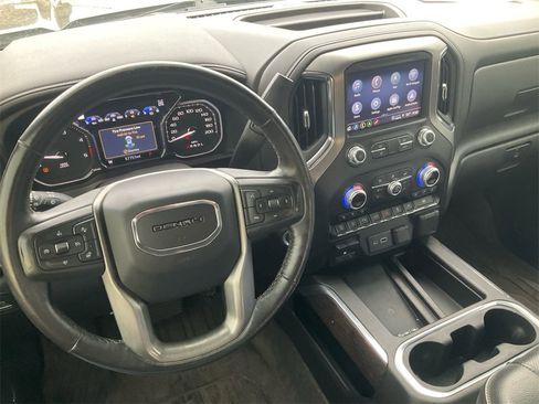 Used 2022 GMC Sierra 3500 Denali w/ Denali Ultimate Package image 25