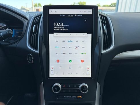 Used 2023 Ford Edge SEL image 14