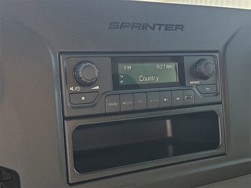 New 2025 Mercedes-Benz Sprinter 2500 image 17