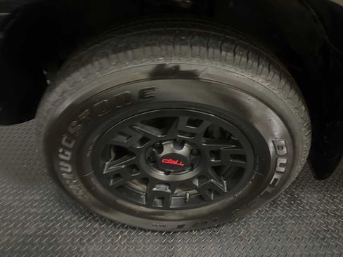 Certified 2023 Toyota 4Runner TRD Off-Road Premium image 8