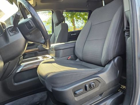 Used 2021 Chevrolet Silverado 1500 RST w/ Z71 Off-Road Package AWD/4WD image 23