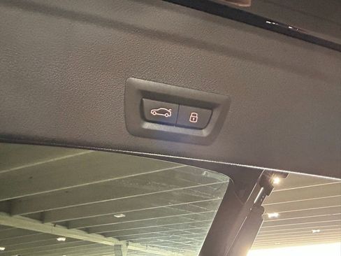 Used 2024 BMW X6 xDrive40i w/ Premium Package image 47