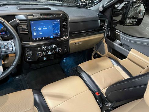 Used 2024 Ford F350 Lariat w/ Sport Appearance Package image 40