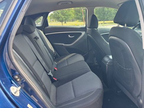 Used 2013 Hyundai Elantra GT FWD image 12