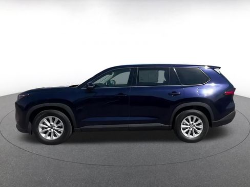 Used 2025 Toyota Grand Highlander FWD image 8