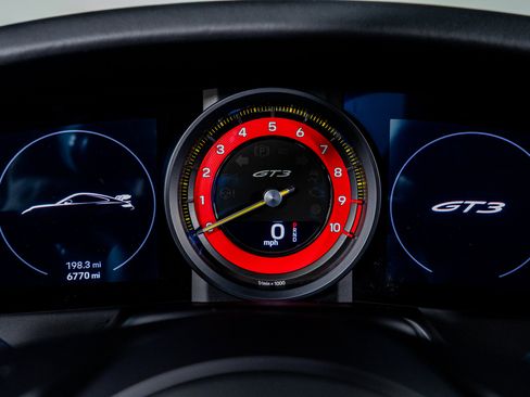 Used 2022 Porsche 911 GT3 image 42