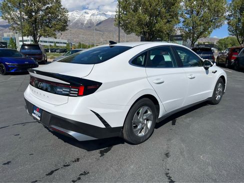New 2026 Hyundai Sonata SE FWD image 7