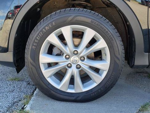 Used 2013 Toyota RAV4 Limited AWD/4WD image 27