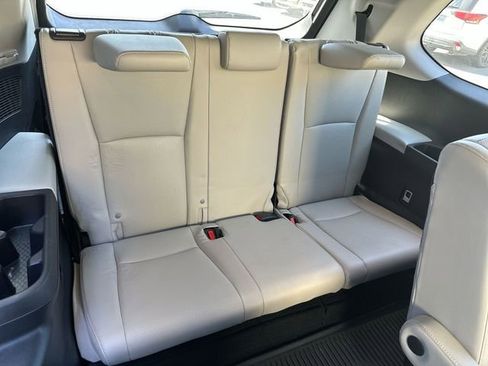 Used 2024 Toyota Grand Highlander AWD image 25
