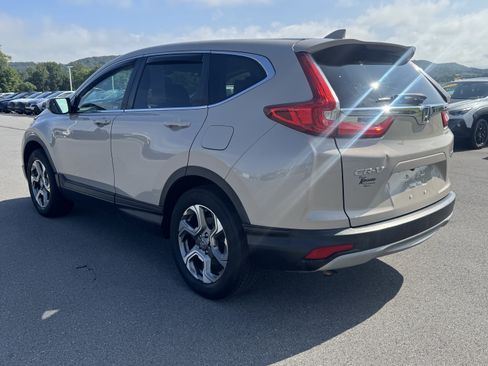 Used 2019 Honda CR-V EX image 6