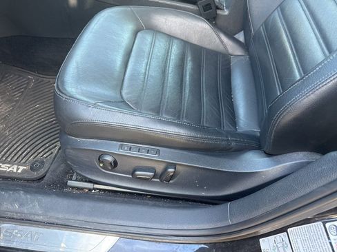 Used 2016 Volkswagen Passat 3.6 SEL Premium image 10