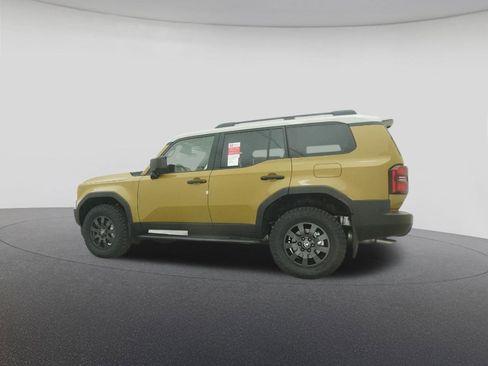 New 2026 Toyota Land Cruiser w/ Premium Package AWD/4WD image 20