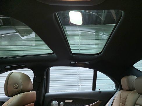 Used 2021 Mercedes-Benz E 350 4MATIC Sedan image 20
