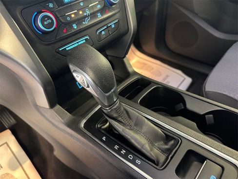 Used 2018 Ford Escape SE image 21