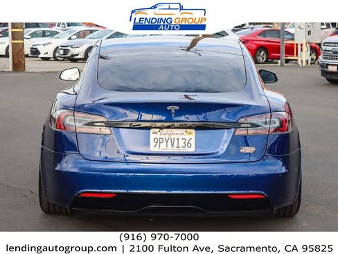 Used 2021 Tesla Model S Plaid image 3