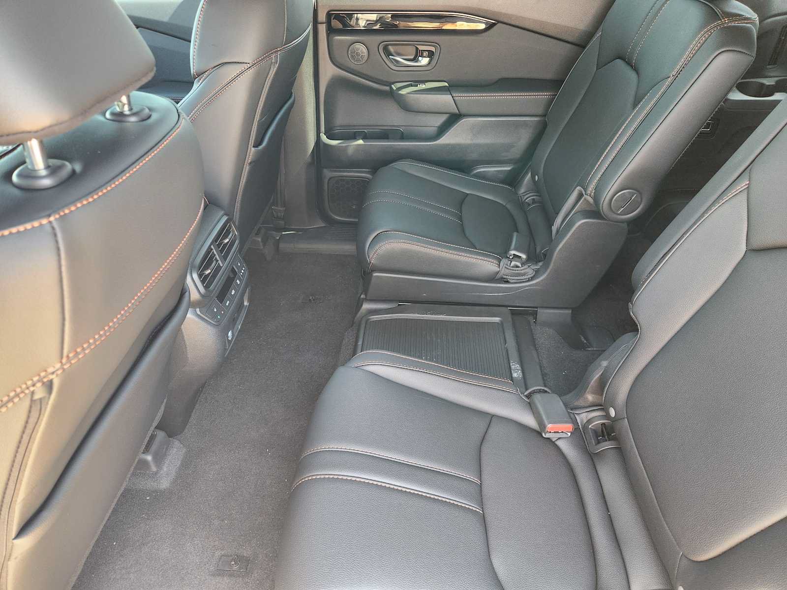 New 2026 Honda Pilot TrailSport image 23