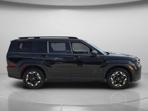 Used 2024 Hyundai Santa Fe SEL FWD image 4