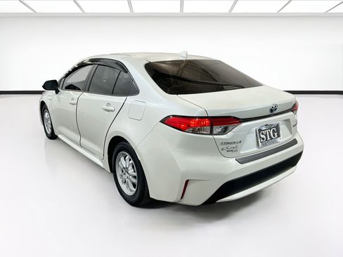 Used 2021 Toyota Corolla LE w/ Carpet Mat Package (TMS) FWD image 6