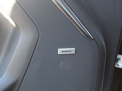 Used 2024 GMC Yukon Denali w/ Advanced Technology Package AWD/4WD image 39
