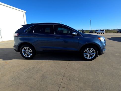 Used 2019 Ford Edge SEL image 4