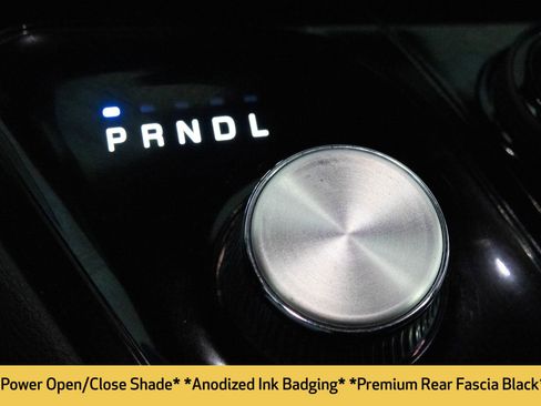 Used 2021 Chrysler Pacifica Touring-L w/ Uconnect Theater Family Group image 30