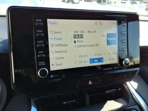 Used 2021 Toyota Venza LE image 20