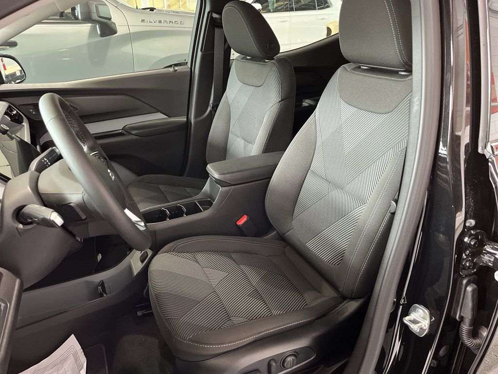 New 2027 Chevrolet Bolt LT w/ Comfort Package FWD image 12