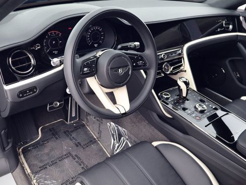 New 2026 Bentley Flying Spur Plug-In Hybrid AWD/4WD image 4