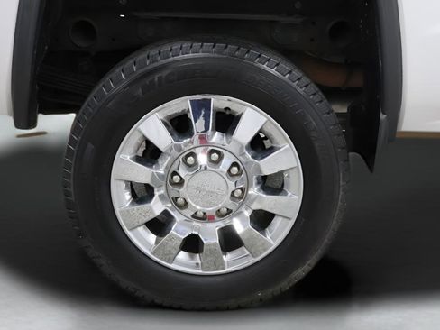 Used 2018 GMC Sierra 2500 Denali AWD/4WD image 9