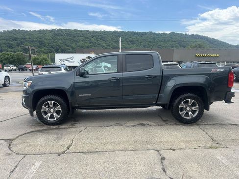 Used 2017 Chevrolet Colorado Z71 AWD/4WD image 4