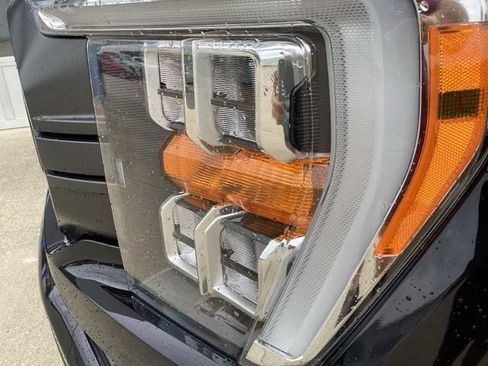 Used 2023 Ford F150 XLT w/ Equipment Group 302A High AWD/4WD image 5