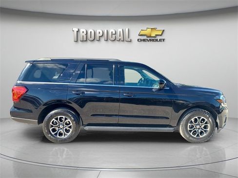 Used 2022 Ford Expedition XL image 6