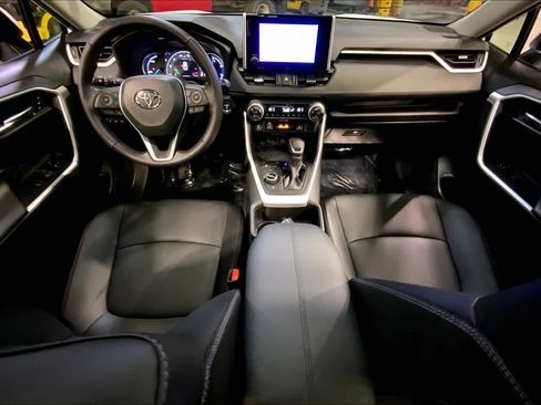 Used 2024 Toyota RAV4 XLE Premium w/ Weather Package AWD/4WD image 16