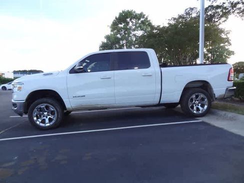 Used 2022 RAM 1500 Big Horn AWD/4WD image 7
