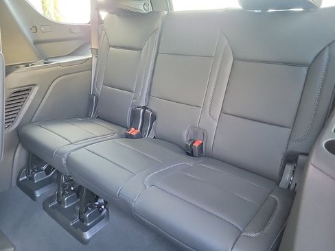 New 2026 GMC Yukon Denali w/ Sun & Power Step Package image 12