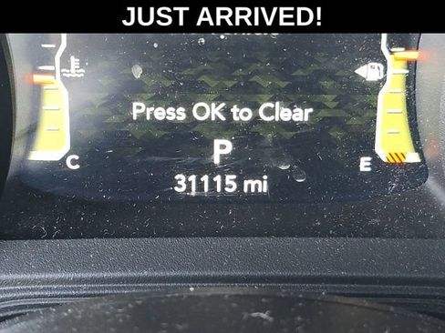 Used 2024 Jeep Gladiator Sport AWD/4WD image 23