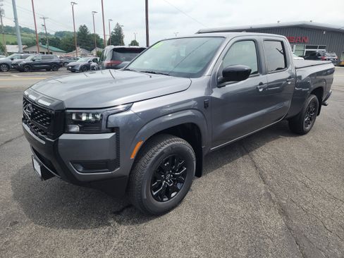 New 2026 Nissan Frontier SV w/ All-Weather Content Package AWD/4WD image 4