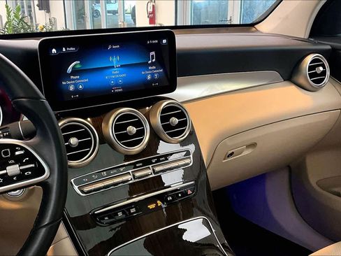 Used 2022 Mercedes-Benz GLC 300 GLC 300 image 7