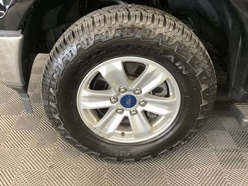 Used 2018 Ford F150 XL w/ Equipment Group 101A Mid AWD/4WD image 3