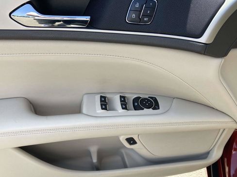 Used 2017 Lincoln MKZ Premiere FWD image 18