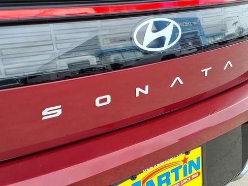 Used 2024 Hyundai Sonata SEL w/ Convenience Package image 11