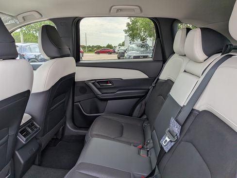 New 2026 MAZDA CX-5 Preferred AWD/4WD image 16
