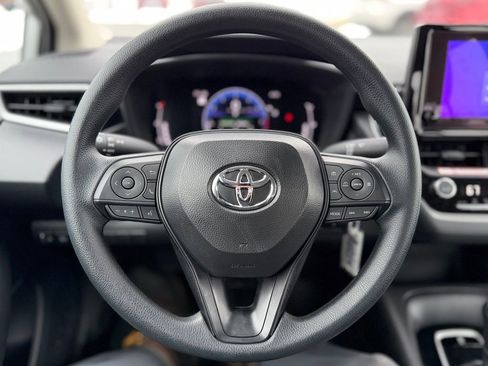Used 2026 Toyota Corolla LE image 10
